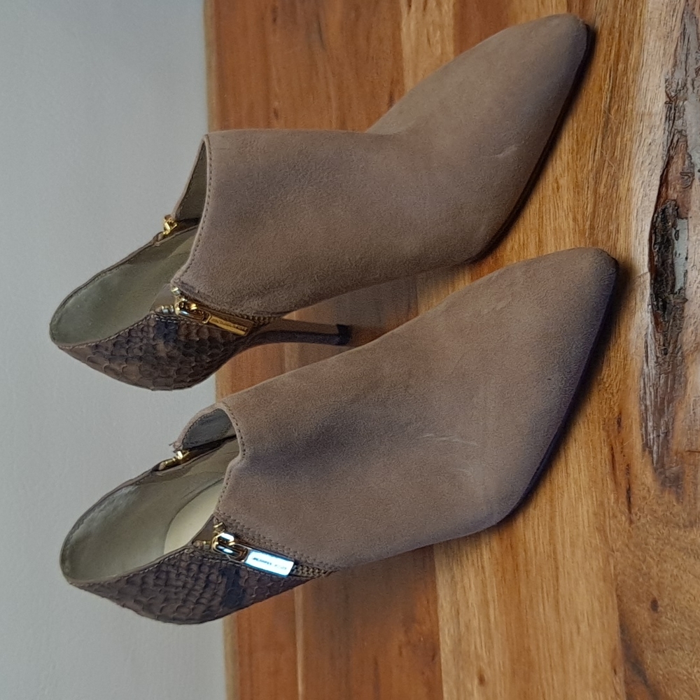 Michael Kors Heeled Booties Size 8.5